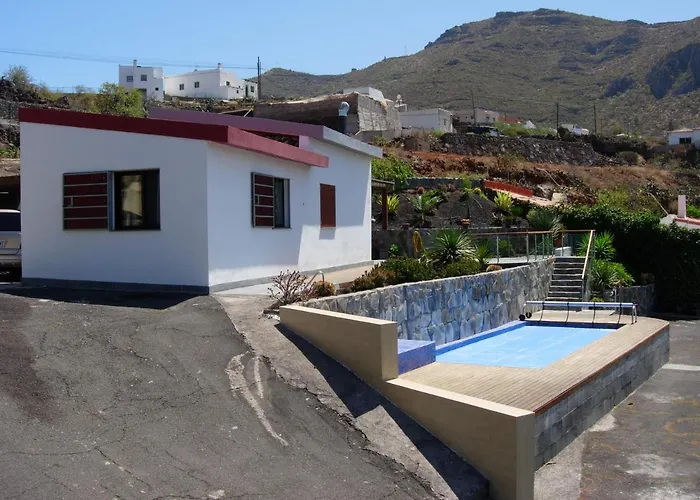 Con Piscina En Wellness Vinas Villa *