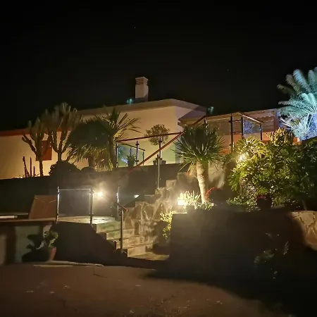 Villa Con Piscina En Wellness Vinas *